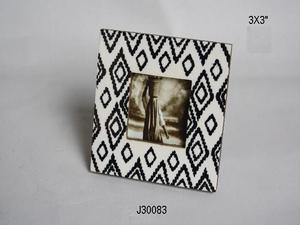 กรอบรูปโมเสกเรซิ่นคุณภาพสูงงานฝีมืออินเดียพร้อมลวดลายสีดำบนพื้นหลังสีขาวสำหรับตกแต่งบ้าน - Product Image 2