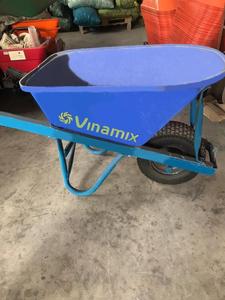 Heavy Duty 130L Galvanized Steel Tray Single <b>Wheelbarrow</b> Pneumatic <b>Tire</b> Building Construction Carts Plastic <b>Wheelbarrow</b> Steel - Product Image 3