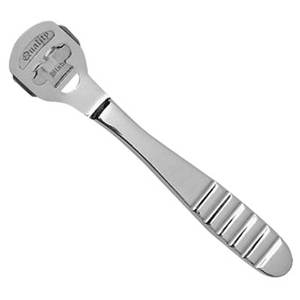 Removedor de callos de la más alta calidad en plata y oro con mango de cuerno para uso doméstico o de salón - Product Image 1