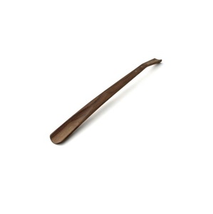 Estilo Acacia Wood Shoe Horn Hotel para mujeres y niños usando Shoe Horn Helper use personalizar tamaño precio asequible - Product Image 2