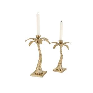 Juego de Dos Portavelas Decorativos de Aluminio Clásico Hechos a Mano en Color Dorado, de Diferentes Tamaños, para Decoración de Mesa en Bodas y Navidad - Product Image 4