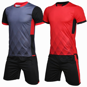 Canleo Vêtements de football unisexe au design personnalisé, uniformes de football, short en jersey de sport, vêtements de sublimation faits sur commande - Product Image 3