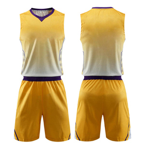 Camiseta de baloncesto transpirable por sublimación personalizada y logotipo y tamaño personalizados cortos para deportes de verano - Product Image 1