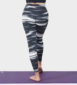 Sujetador de espalda cruzada con estampado por sublimación para mujer, de cintura alta legging, conjunto de yoga con impresión personalizada y diseño a precio de fábrica - Product Image 6