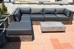 Meubles de luxe professionnels du Vietnam, table basse en béton et bois sur mesure, salon moderne - Product Image 4