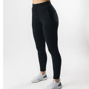 Ensemble de survêtement pour femme de qualité supérieure, style tendance, pull à capuche et pantalon de jogging, personnalisable, vente en gros - Product Image 5