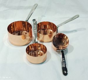 ชุดช้อนตวงทำจากสแตนเลสเกรดพรีเมี่ยมพร้อมทองแดงทำเสร็จสมบูรณ์แบบสำหรับการวัดขนาดห้องครัวในการทำอาหารและการอบ - Product Image 3