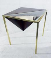 Table basse moderne et luxueuse en métal, fabriquée à la main avec un nouveau design vert simple, meuble de maison à vendre en vogue