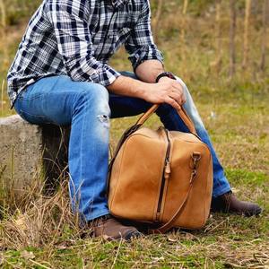 CLC unisexe grand sac polochon Vintage en cuir véritable fermeture à boucle à crochet à la mode motif de bonbons Logo personnalisé bagages de voyage de gymnastique - Product Image 3