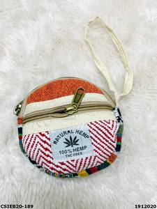 Pochettes rondes en chanvre pour sacs de soirée Accessoire élégant et écologique - Product Image 3