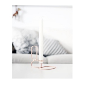 Soporte de vela de tres tamaños diferentes en acero Color dorado soporte de vela para accesorios de decoración de hogar y boda - Product Image 2