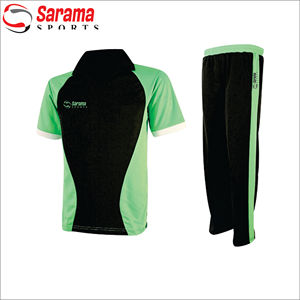 ชุดยูนิฟอร์มคริกเก็ตชายคุณภาพสูงแบบซับลิเมชั่น ยี่ห้อ Sarama Sports พร้อมโลโก้แบรนด์และชื่อทีมตามสั่ง เนื้อผ้าโพลีเอสเตอร์ ระบายอากาศได้ดี - Product Image 1