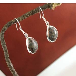 Pendientes unisex de Plata de Ley 925 al por mayor con piedras preciosas eudolitas estilo étnico Pear Cab rosa oscuro regalo fiesta boda - Product Image 4