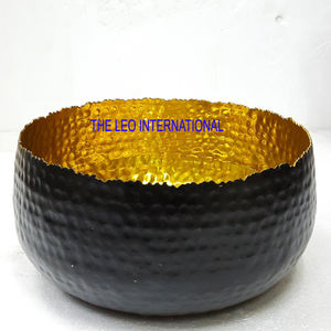 Ensemble de 3 bols ronds en aluminium texturé martelé, finition noire, pour servir des fruits, décoration d'intérieur - Product Image 3