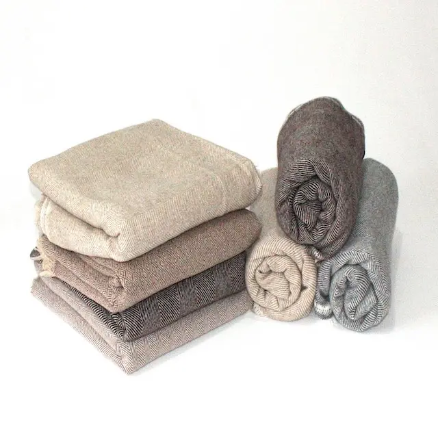 Kaşmir battaniye sürdürülebilir Tecnique etik Nepal 130x180cm kalın 4ply karışımlı % 70% yün 30% kaşmir battaniye