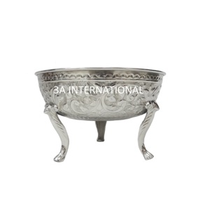 Bol à fruits de luxe au design classique, finition mate, bol décoratif pour fruits, bol de service alimentaire artisanal, décoration de mariage et de fête - Product Image 1