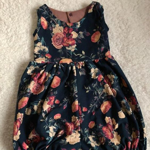 NEW--BEAUTIFUL COTON IMPRIMÉ FABRIC--STYLISH---ROMPER--DRESS POUR BÉBÉ et son personnaliser dans n'importe quelle taille et couleur @ 2021 - Product Image 1