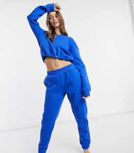 Ensemble survêtement pour femme en coton doux, survêtement 2 pièces avec Logo personnalisé, haut court pour dames, vente en gros - Product Image 4