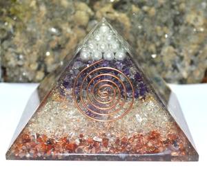 Pirámides de orgón de energía Chakra | Generador de energía Pirámide de orgón para protección Emf Fengshui Chakra productos curativos - Product Image 1