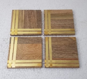 Antiguo mira Cooper posavasos de madera conjunto - Product Image 4