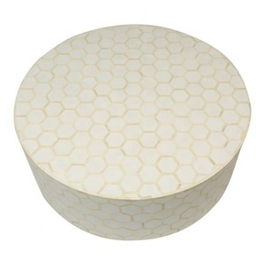 Table basse hexagonale en os incrusté de chevron, style moderne et luxueux, best-seller, meubles de salon, artisanat de qualité indienne - Product Image 4
