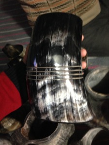 Taza de cuerno para beber vikingo Natural de alta calidad, alimentada por energía Solar/Gas para coche, hogar y uso al aire libre, garantía de 1 año para hoteles - Product Image 4