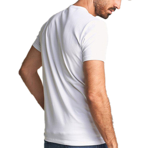 เสื้อยืดผู้ชาย OEM 2021 รุ่นใหม่ทันสมัย แบบเรียบ สีขาว คอกลม ผ้าฝ้าย 100% - Product Image 6