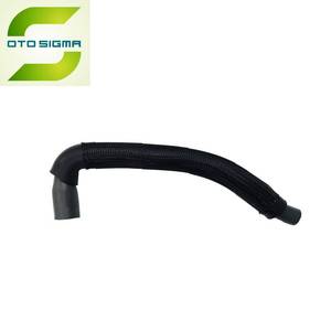 Tuyau de radiateur en caoutchouc pour WISH OEM 12261-37040 SIGMA - Product Image 1