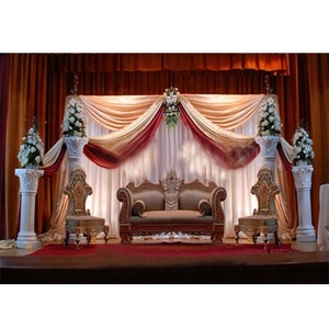 Canapé en or traditionnel pour mariage, Set de luxe, motif diamant, styliste d'inspiration de mariage, Queen, New York - Product Image 6