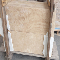 Nouveauté 2026 : Marches et Contremarches d'Escalier en Travertin Beige de Qualité Supérieure, Tailles Sur Mesure, Carreaux en Pierre Naturelle Polie pour Décoration de Villa