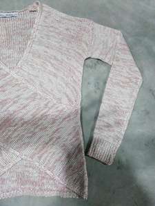 เสื้อสเวตเตอร์ผู้หญิงแบรนด์ดังคุณภาพพรีเมียม คอวี แขนยาว ทรงเข้ารูป สไตล์ลำลอง ผ้าฝ้าย ระบายอากาศได้ดี เหมาะสำหรับฤดูใบไม้ร่วง ผลิตในบังกลาเทศ - Product Image 3