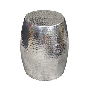 Table basse en métal faite à la main de qualité supérieure classique élégante conçue sur mesure et vendue en gros Table d'appoint fantaisie de dernière arrivée - Product Image 2