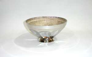 Bol de service profond rond en aluminium fantaisie de qualité supérieure bol de jambe de piédestal indien fabriqué à la main classique Unique bol de serveur de fruits profonds - Product Image 6