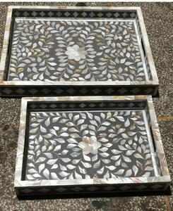 Plateau de service d'hôtel au design floral Plateau rectangulaire en résine d'os incrusté de nacre indienne - Product Image 3