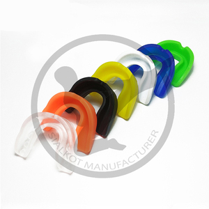 Protector de dientes para boxeo, protección bucal deportiva para adultos, fútbol, sialkot, paquistaní - Product Image 1