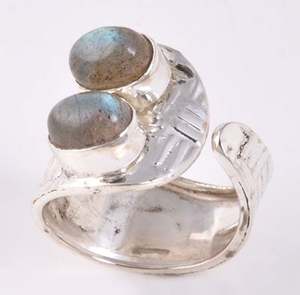 Anillo de plata esterlina 925 hecho a mano con piedras preciosas de labradorita natural de 10mm calidad superior certificado IGI para fiestas - Product Image 1