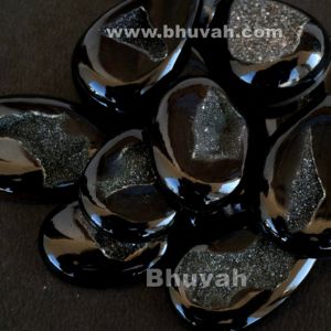 We make Black Agate-piedra de tamaño calibrado, piedra facetada para cabujones de gemas, para pedidos - Product Image 5