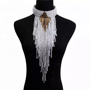 Collar elegante hecho a mano con semillas multicolores y cuentas de cristal Joyería de moda de buena calidad Collar de diseño único de tendencia - Product Image 5