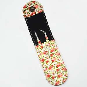 Lot de 2 étiquettes magnétiques florales personnalisées pour pochettes, assorties aux outils d'extension de cils, incluant des pinces à épiler en gros avec marque privée - Product Image 6