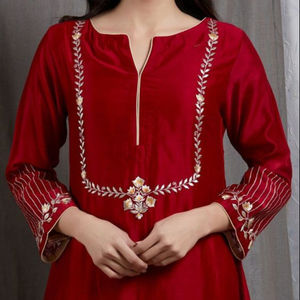 2021 élégant brodé Kurta avec diamant dentelle pantalon Simple robe de soirée de mariage avec appliques travail et bouton décoration - Product Image 1