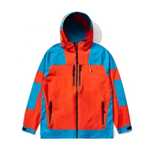 Chaqueta Cortavientos con Capucha, Estilo Urbano, Impermeable y Reversible, Ecológica, de Secado Rápido, 100% Poliéster - Product Image 5