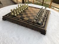 Jeu d'échecs carré en bois de luxe de haute qualité pièces en métal Design classique moderne fait à la main 12 "planche gravée-maison de vente chaude