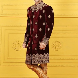 Nuevo y de Última Moda - Sherwani con Bordado Intenso y Pantalón para Hombres de la India y Pakistán, Traje de Boda 2020 - Product Image 1