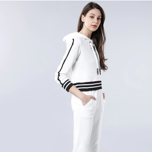 Nueva Llegada: Sudaderas con Capucha de Manga Larga para Mujer con Logotipo Estampado en la Parte Delantera, Ropa Deportiva de Invierno con Color y Logotipo Personalizados, MOQ Bajo para Compradores - Product Image 5