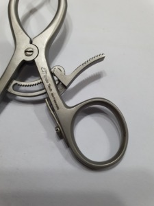Endo Tech Gelpi 4-1/2" Rétracteur manuel à angle profond en acier inoxydable, édition spéciale, instrument chirurgical pour oreilles, yeux, nez, gorge - Product Image 3