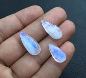 Alta calidad 3 piezas Arco Iris Natural piedra lunar suave forma de pera cabujones de piedras preciosas sueltas blanco para la fabricación de joyas hechas a mano - Product Image 3