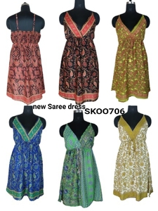 ชุดเดรสคอวีสั้นพิมพ์ลายดอกไม้วินเทจสำหรับผู้หญิงสินค้าออกใหม่ผ้าส่าหรีผ้าไหมลำลองลดราคา! - Product Image 2