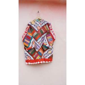 Couette faite à la main Kimono Style femmes manteau indien Vintage coton Kantha veste longue Floral Floral Robe de bain vêtements de plage hiver Wrap - Product Image 3