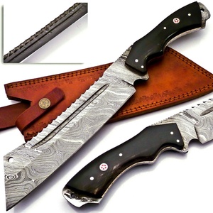 Haute qualité personnalisé damas acier professionnel tranchant lame cuisine hachoir Chef couteau poignée corne de buffle meilleure vente - Product Image 1