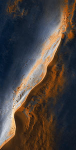 Baldosas de Porcelana de 600x1200mm Premium con Aspecto de Mármol Natural Modelo Evergreen Especial para Cuarto Oscuro. - Product Image 2